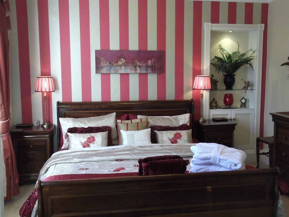 Holly House Bed And Breakfast And Apartments Hereford Eksteriør billede