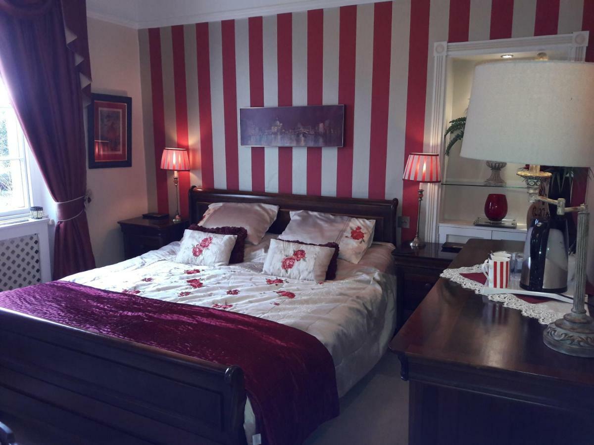 Holly House Bed And Breakfast And Apartments Hereford Eksteriør billede