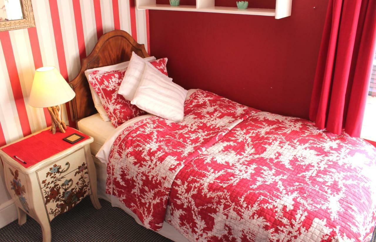 Holly House Bed And Breakfast And Apartments Hereford Eksteriør billede